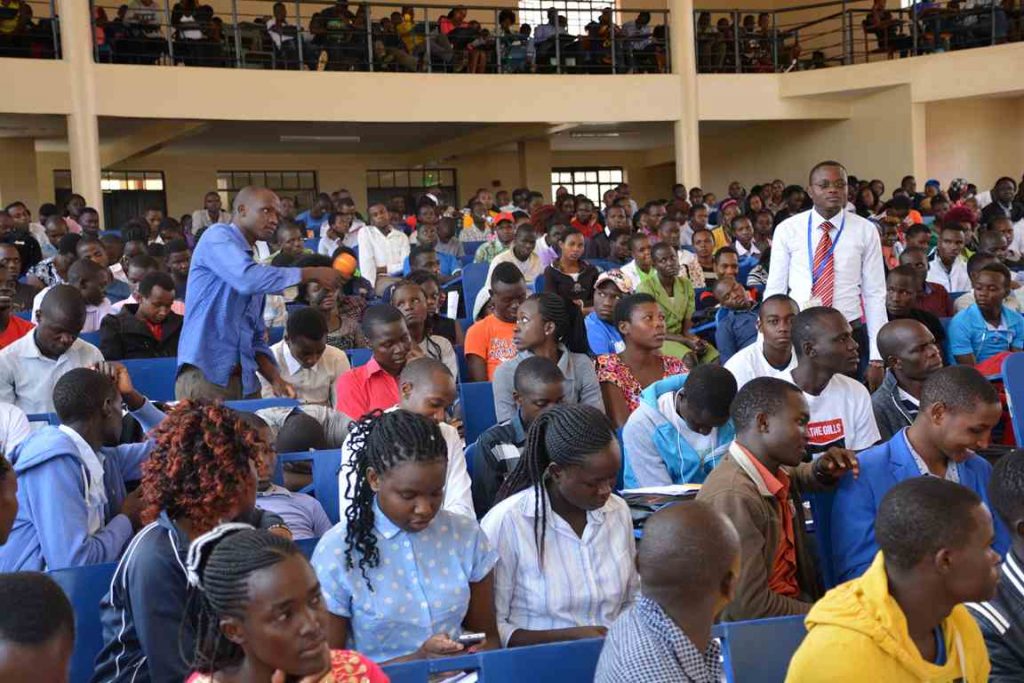20182019 First Year Students’ Orientation to Library Department4