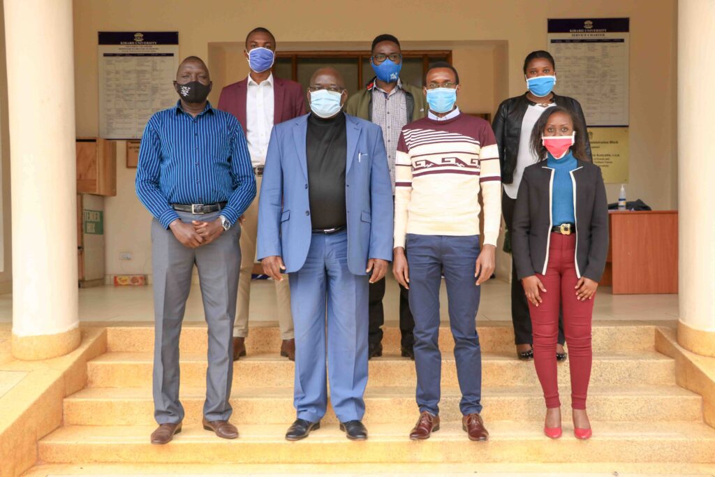 International-Students-pays-courtesy-call-on-the-Vice-Chancellor_2