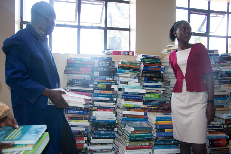Kibabii University Receives 23,000 Volumes of Books Album4